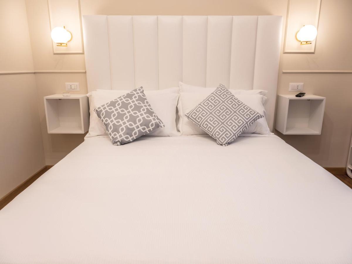 Vatican Palace Suites By Premium Suites Collection โรม ภายนอก รูปภาพ